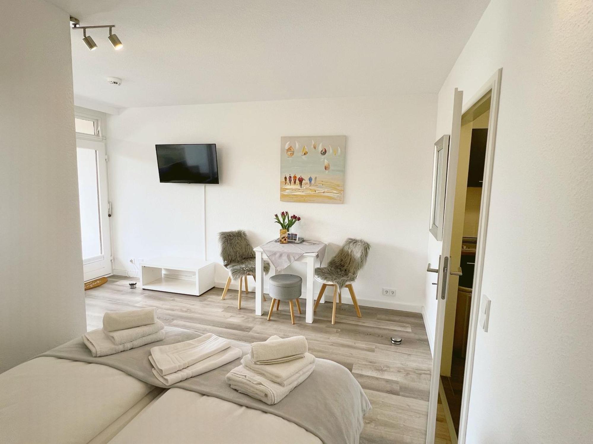 Апартаменты Strandnah Balkon Strandlaeufer 1 & 2