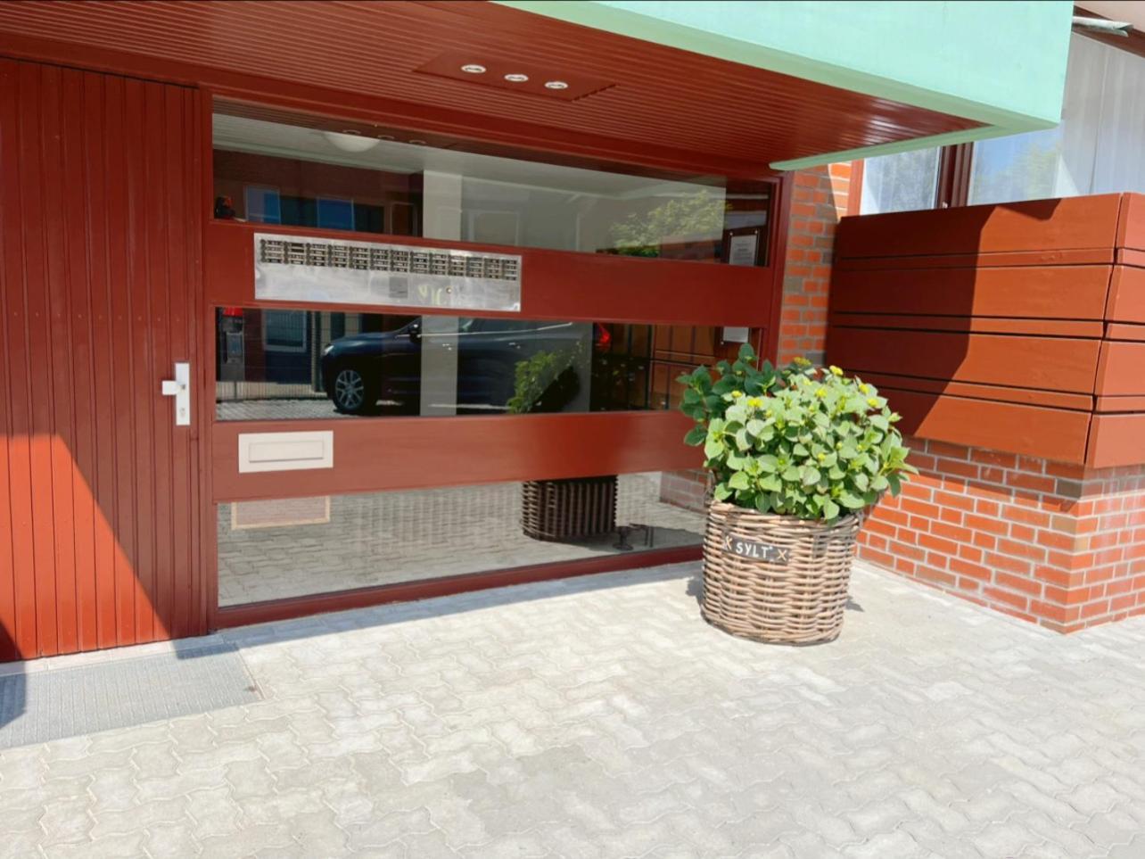 Strandnah Balkon Strandlaeufer 1 & 2 * Westerland